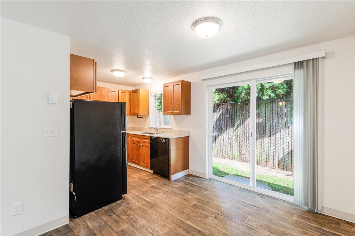 Lincoln Townhomes Image 14