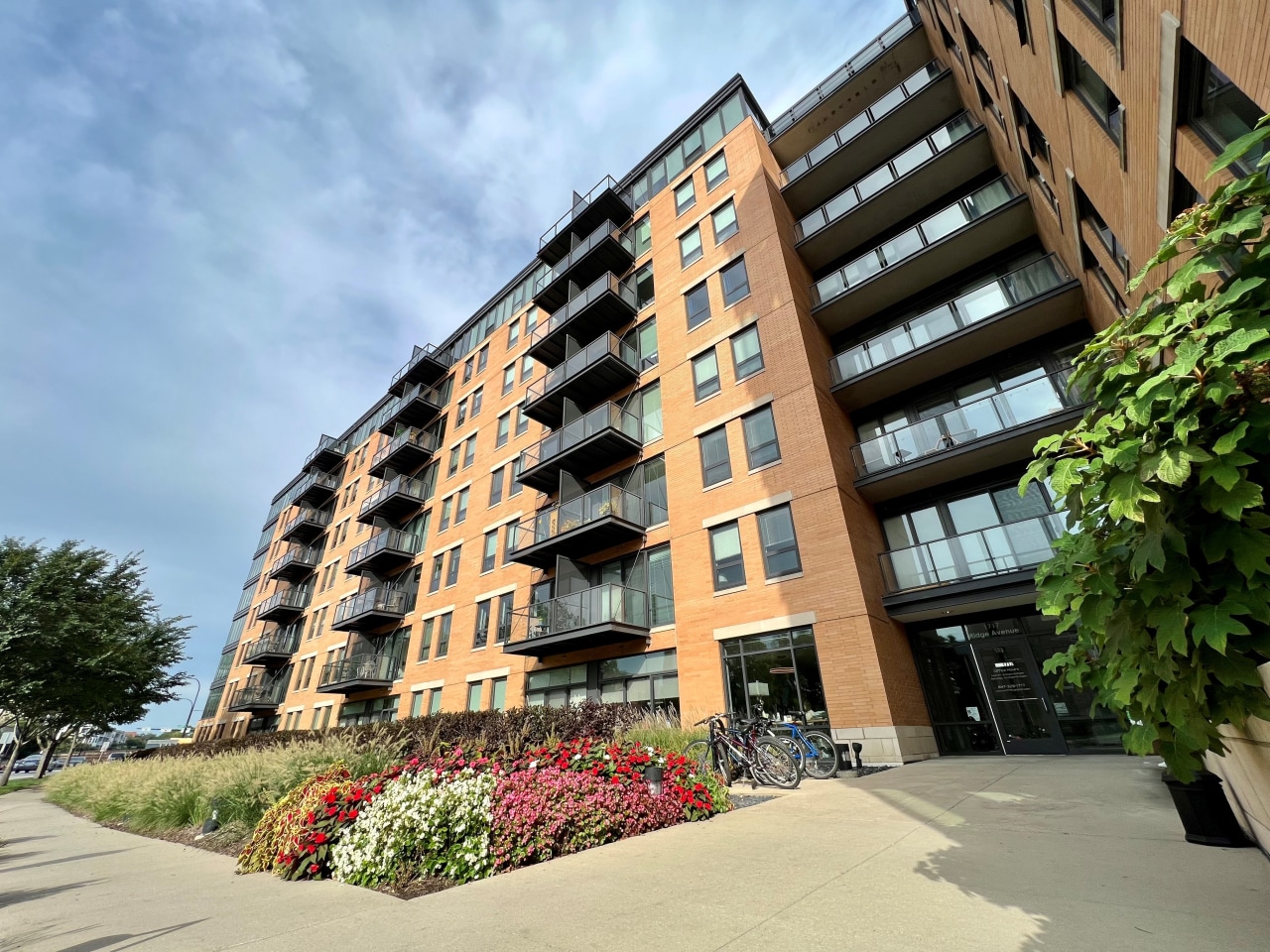 1717 Evanston Image 19