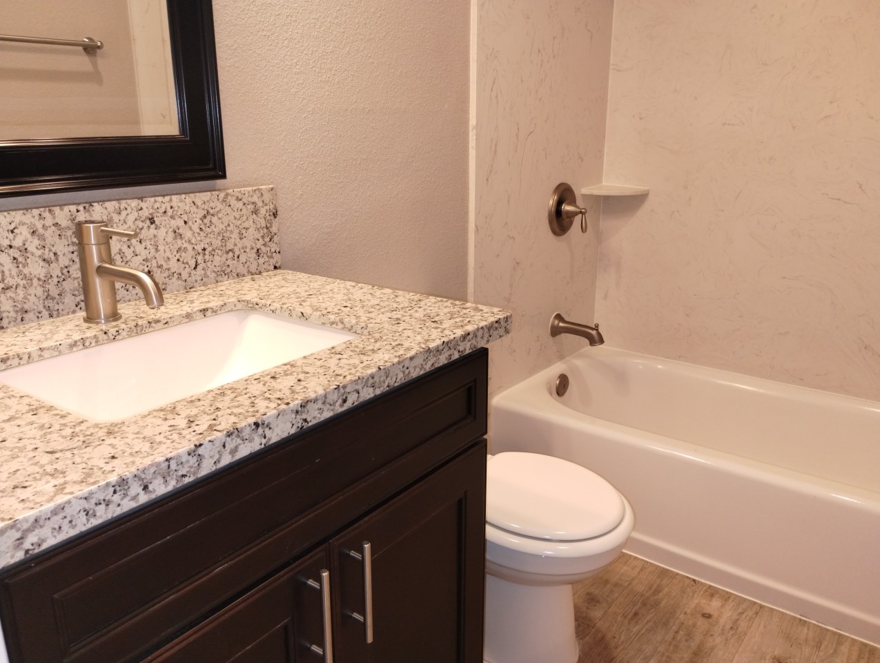Park Place Apartments Image 3