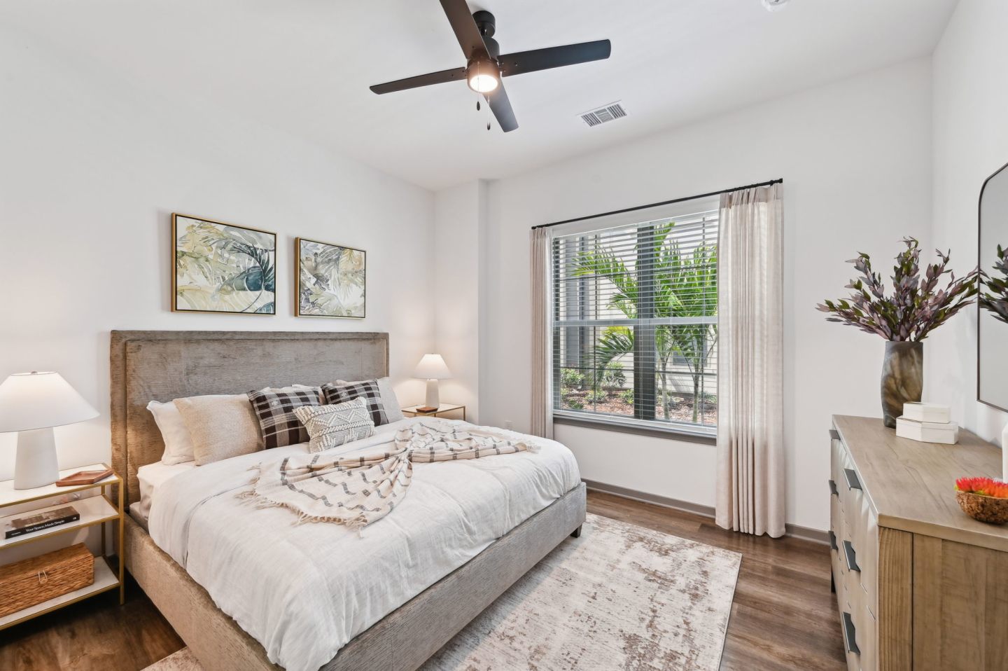 The Hadley Luxury Apartments Image 37