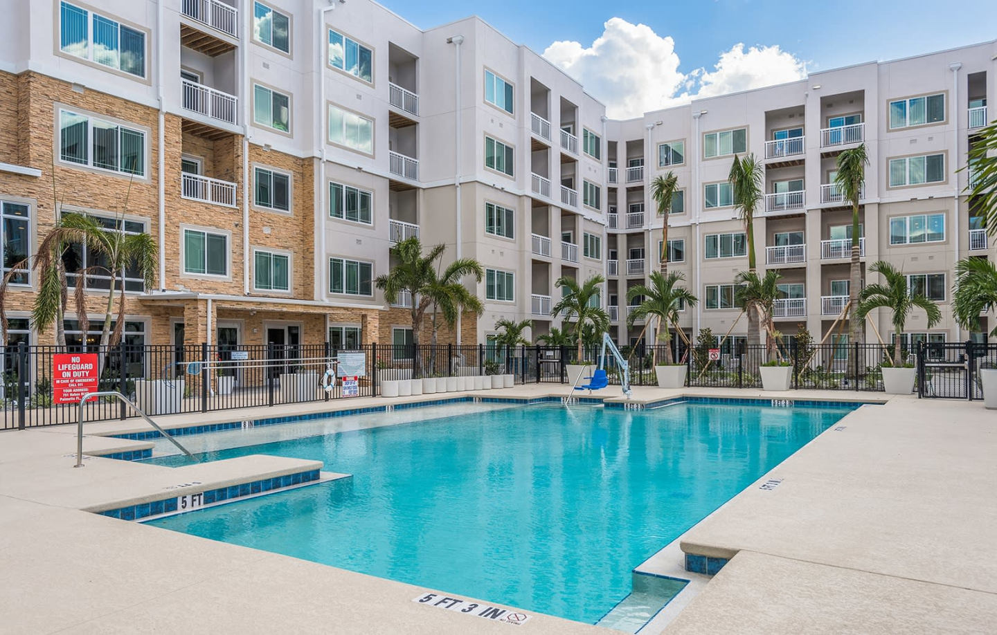 The Reef at Riviera 62+ Apartments - Senior & Affordable Housing Image 15