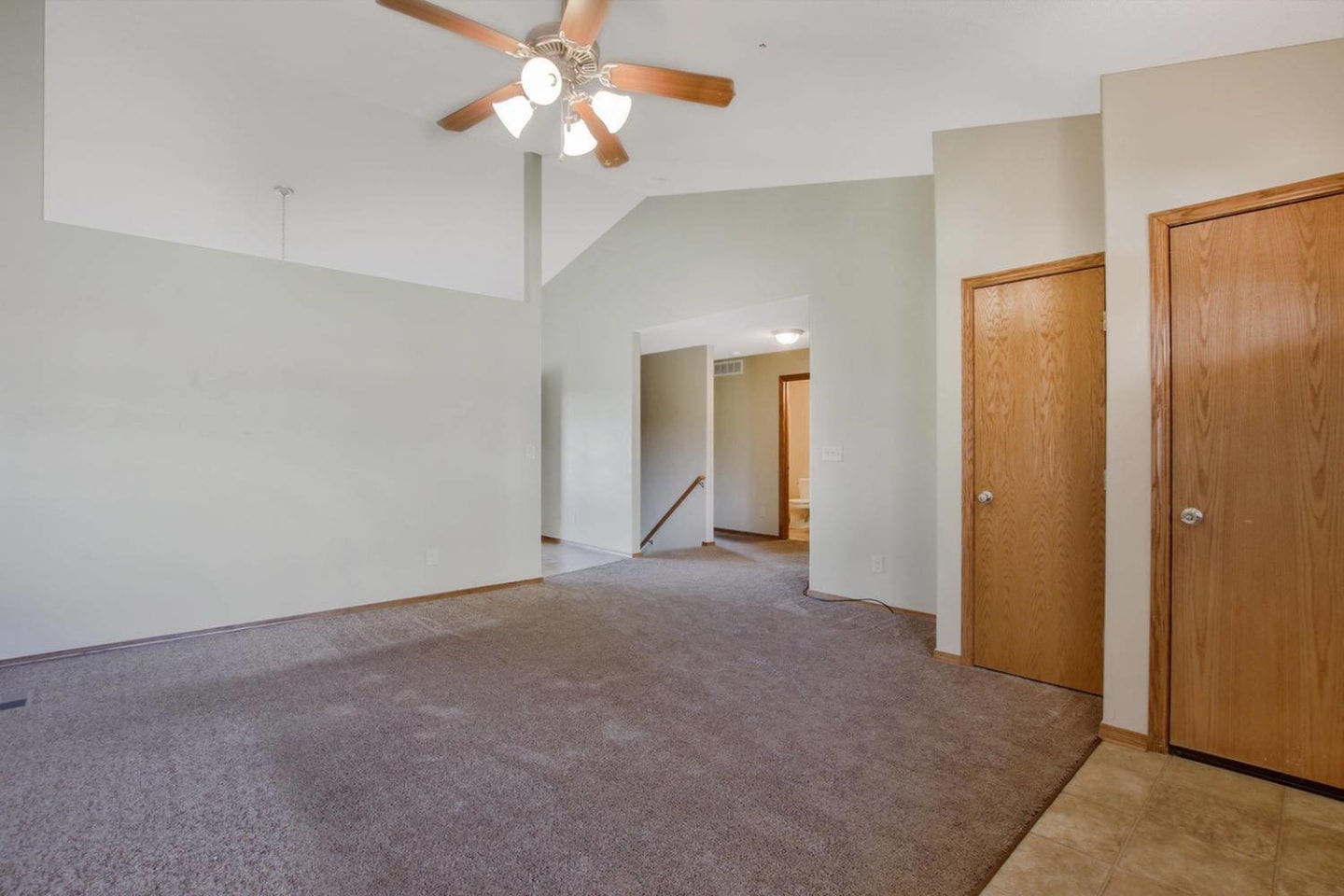 Lakeside Townhomes Image 10