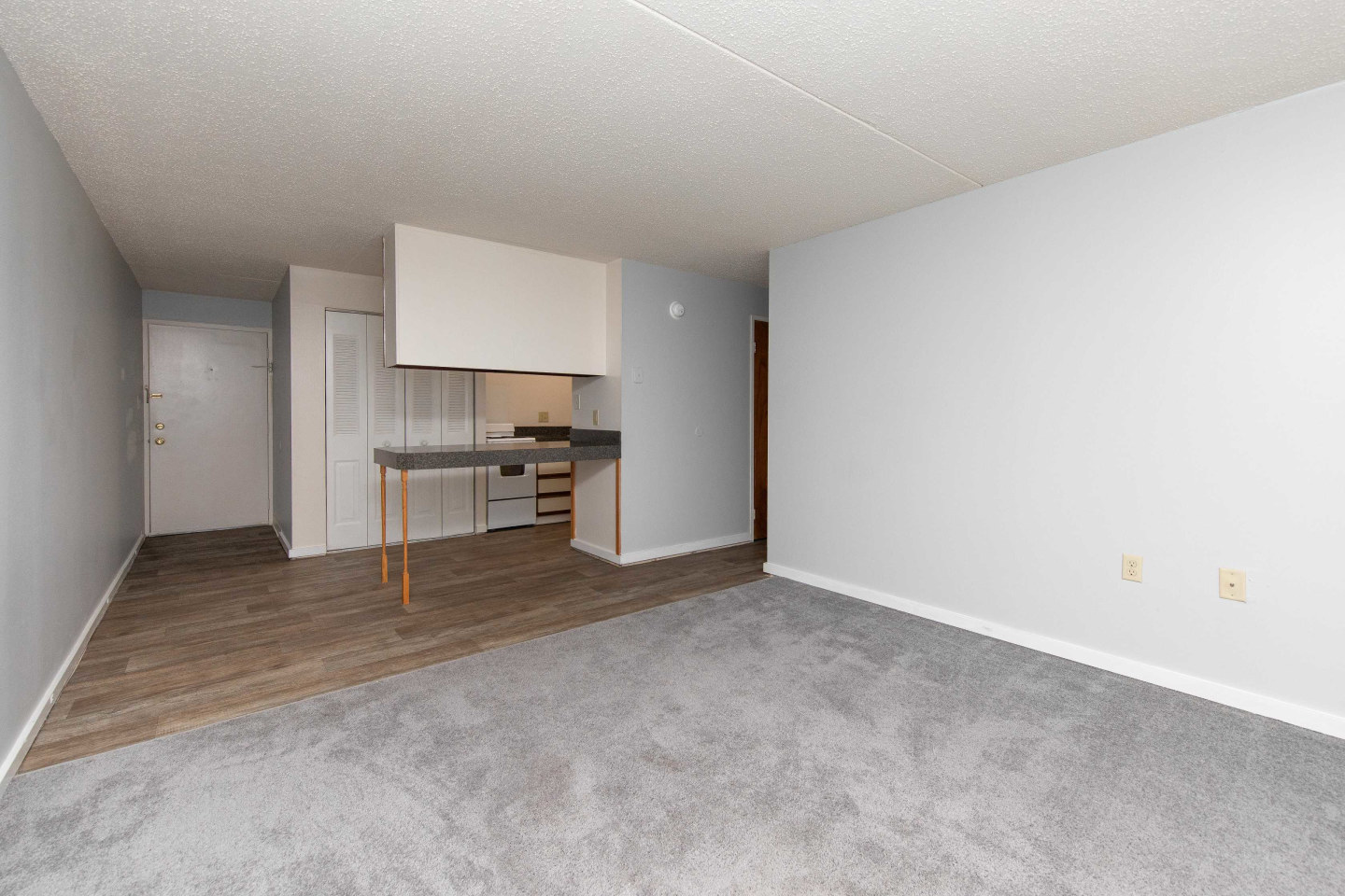 Premier Village Apartments Image 20