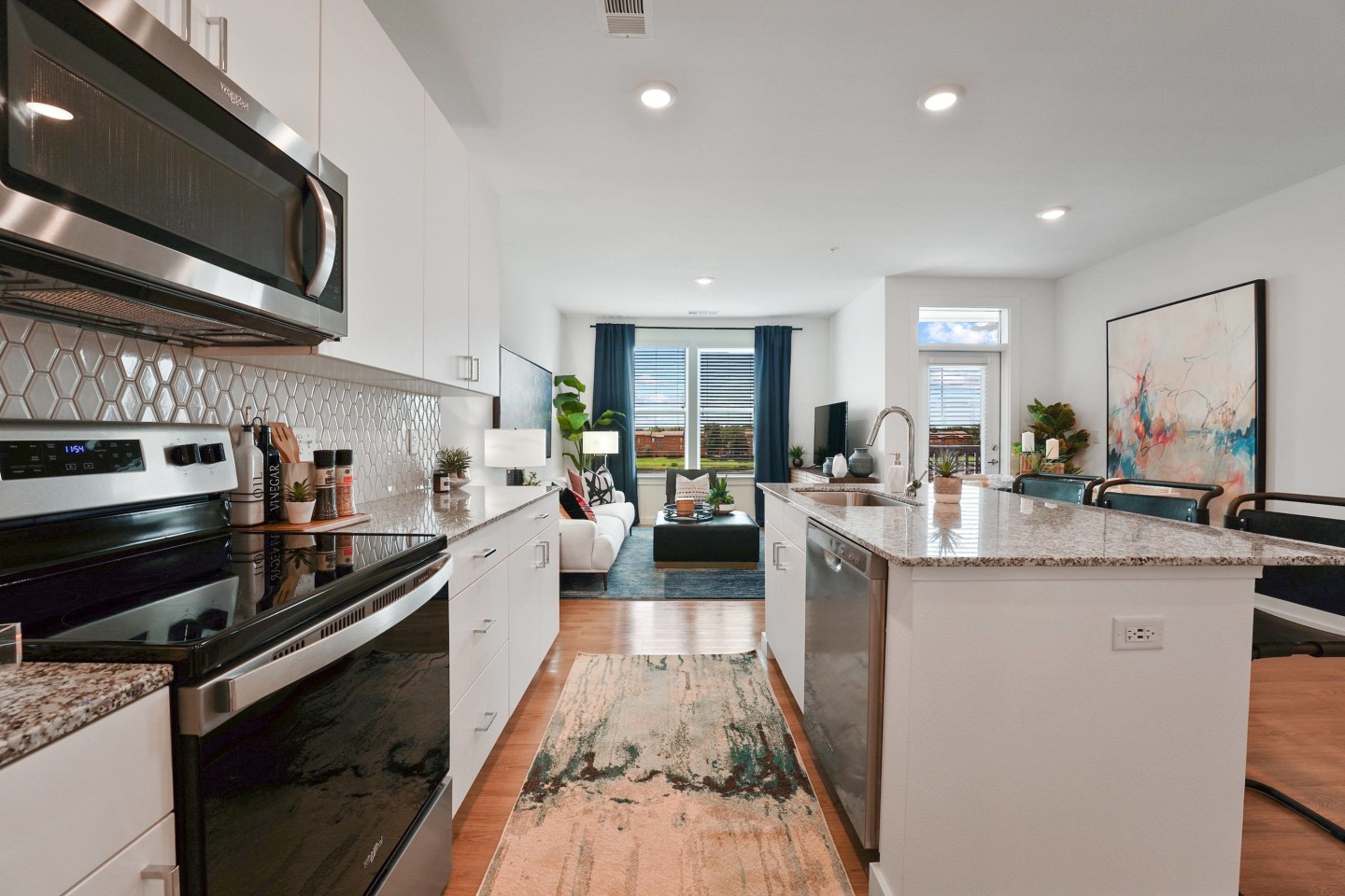 Millennium MetroWest Image 19