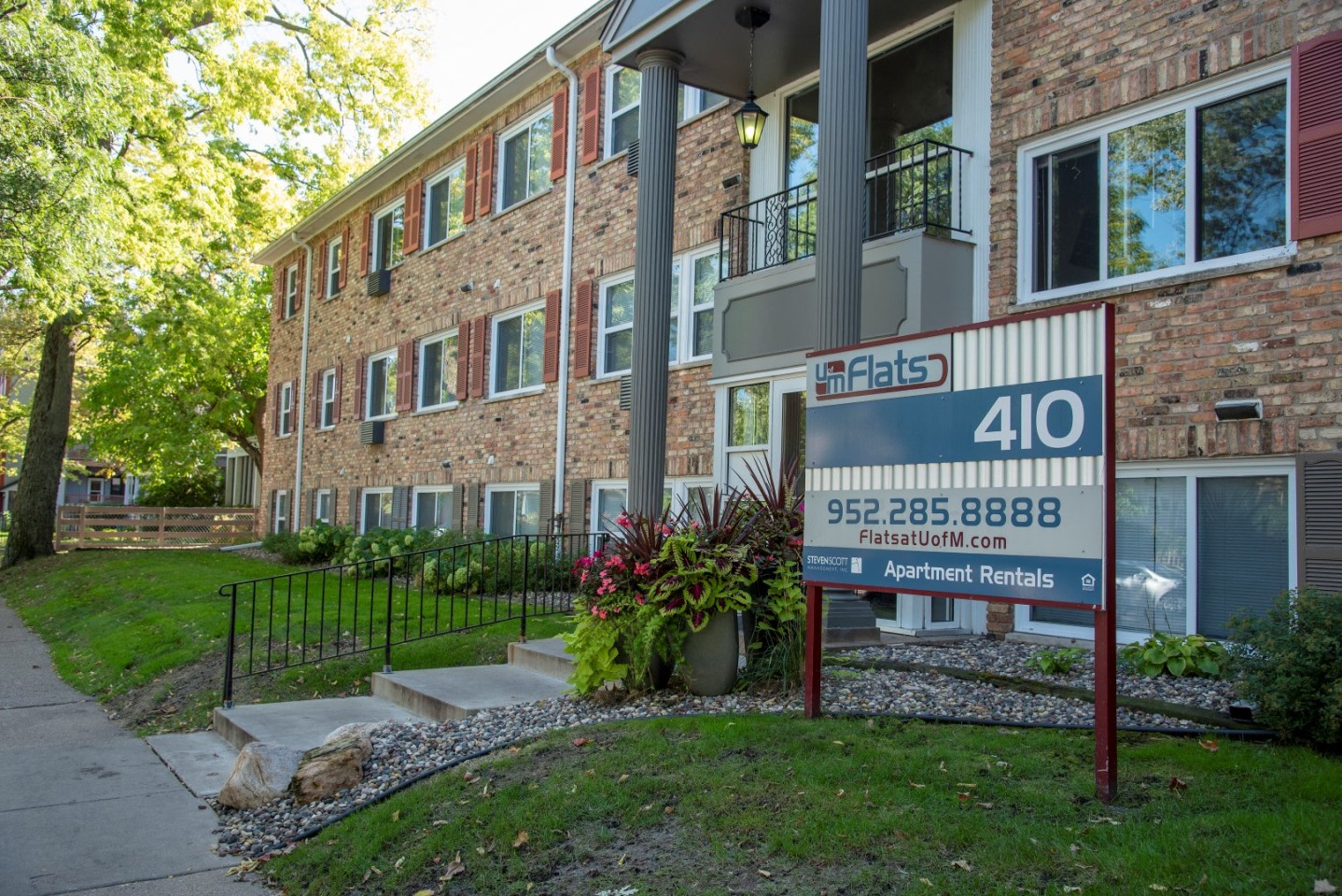 410 Apartments Image 11