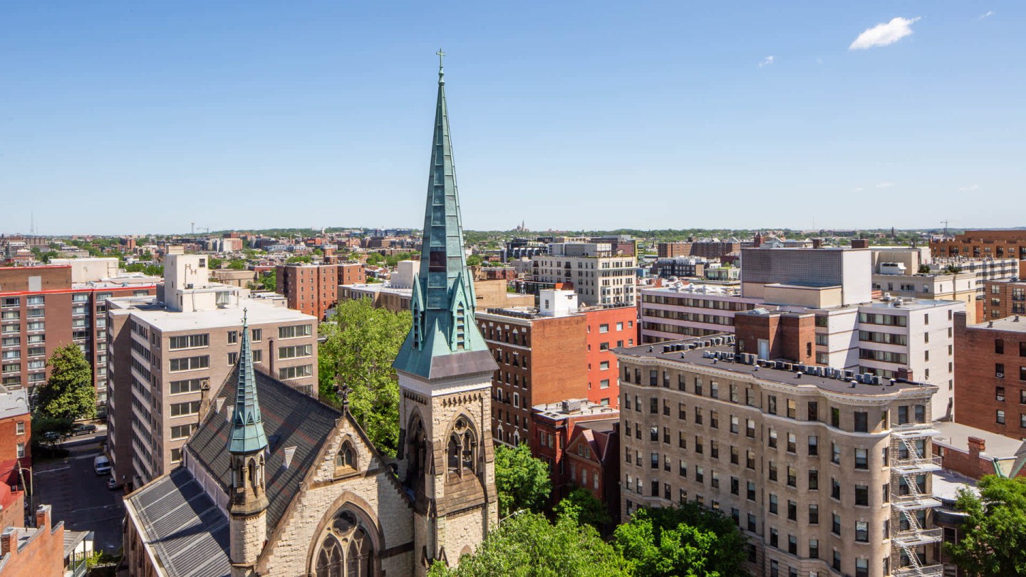 1210 Mass Image 7