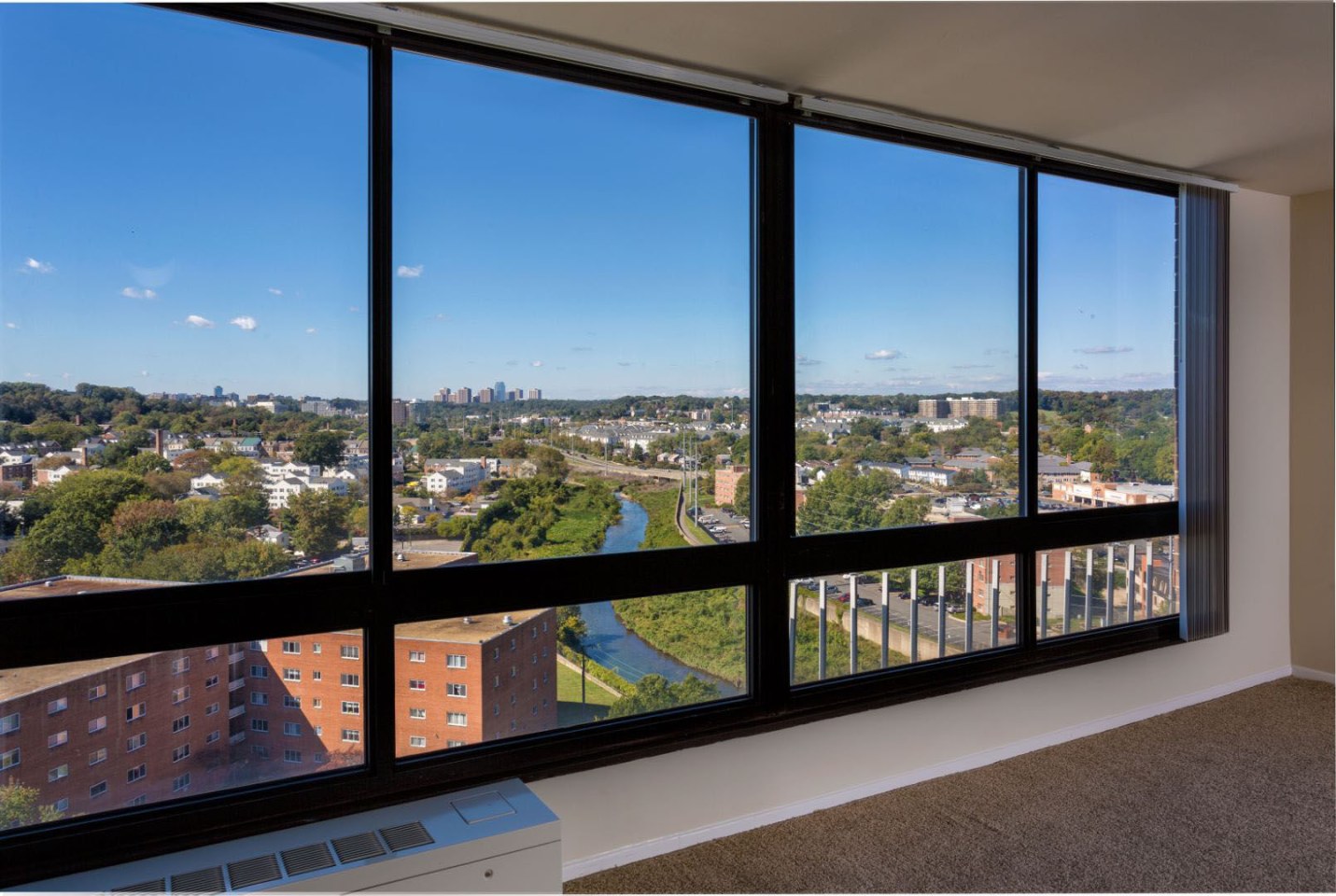 The Square at 511 Apartments - Affordable Housing Image 17