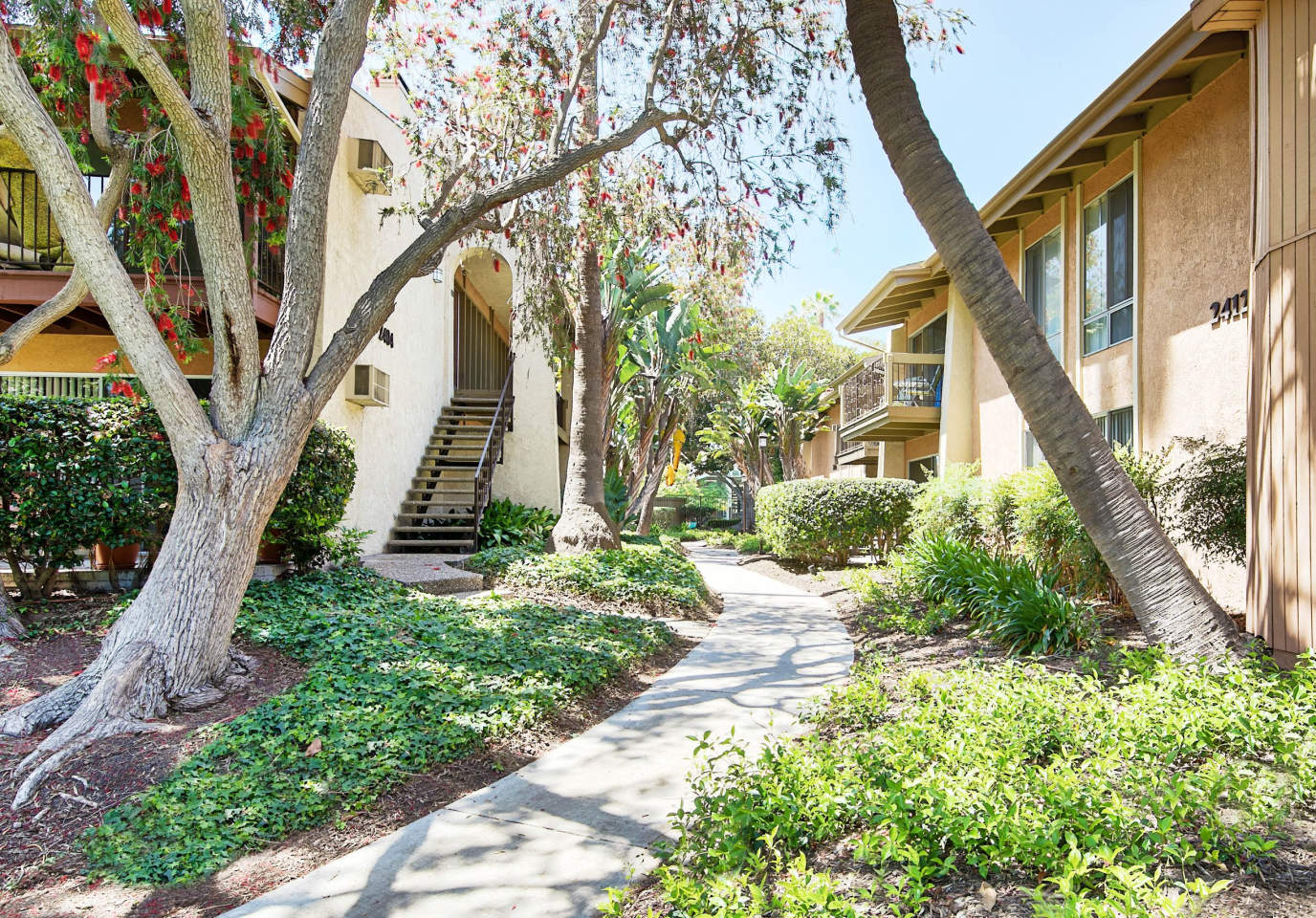 Mediterranean Village Costa Mesa Image 14