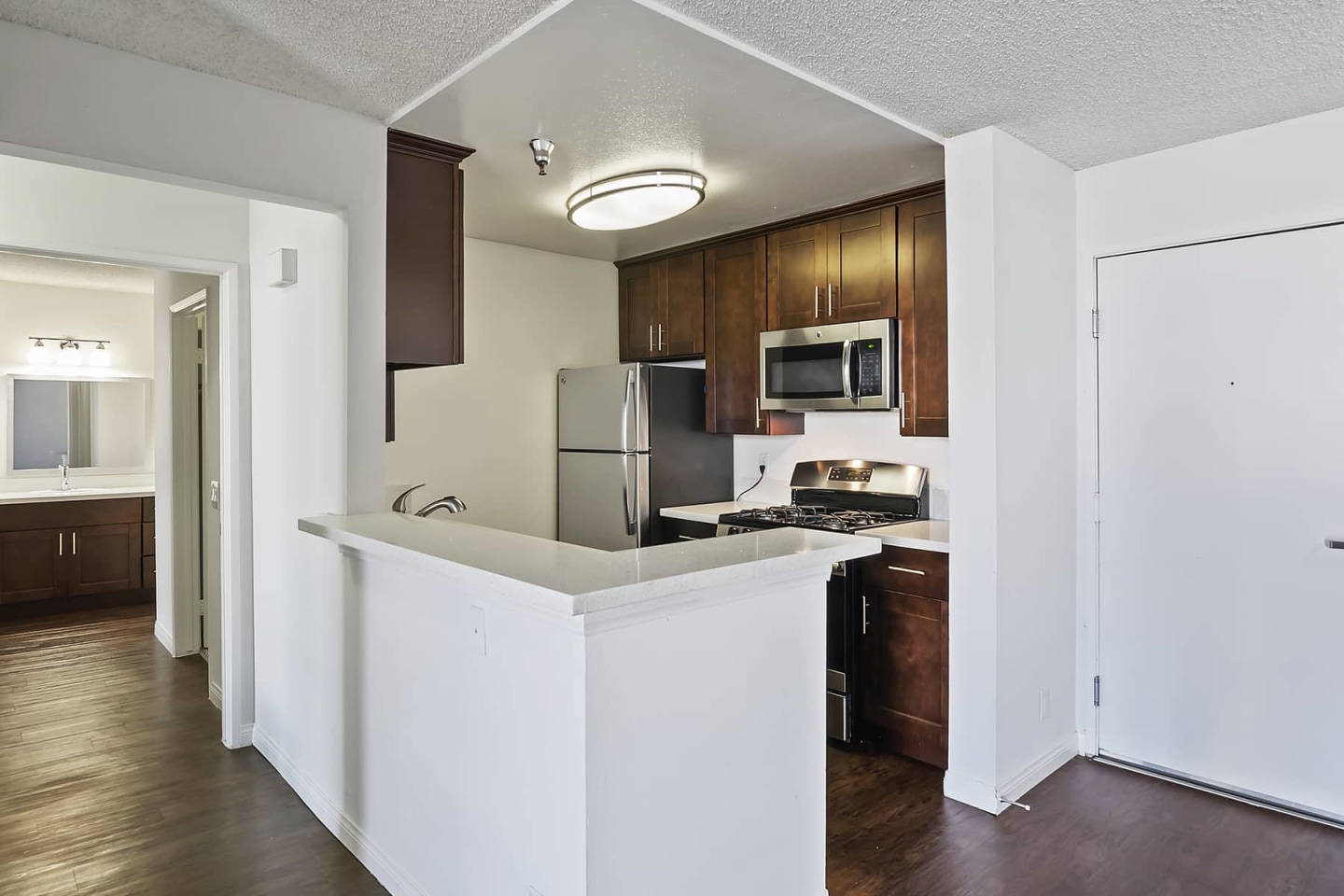 The Jessica Apartments Image 11