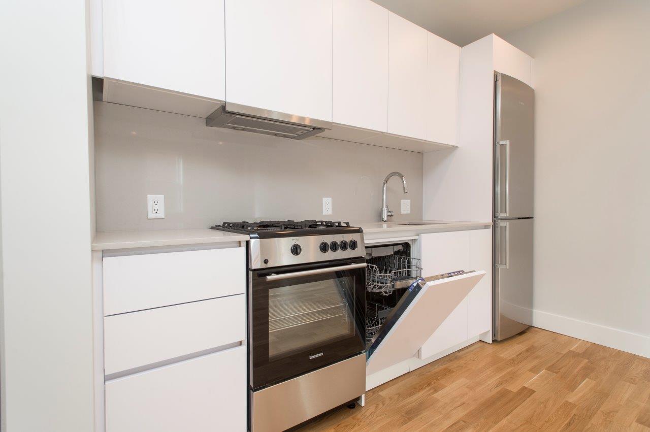 136 Highland Ave Image 6