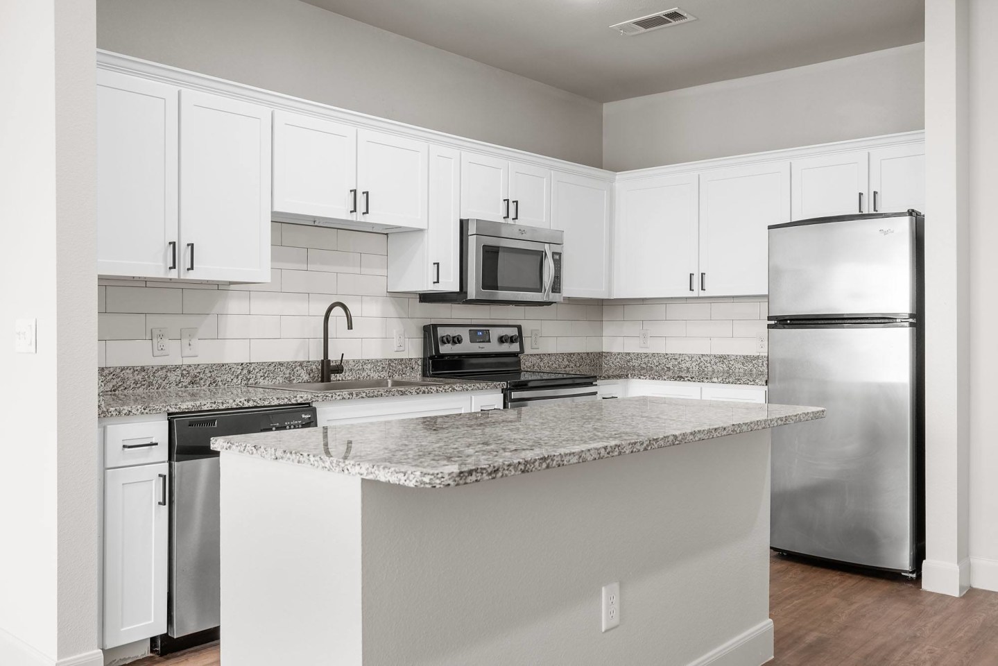 Bell Gateway Village Image 21
