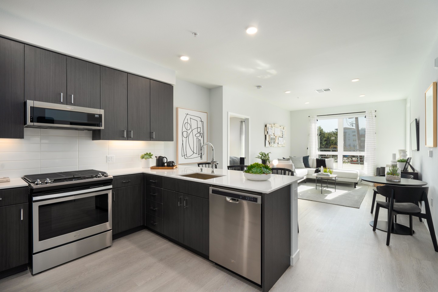 MV Apartments Image 1