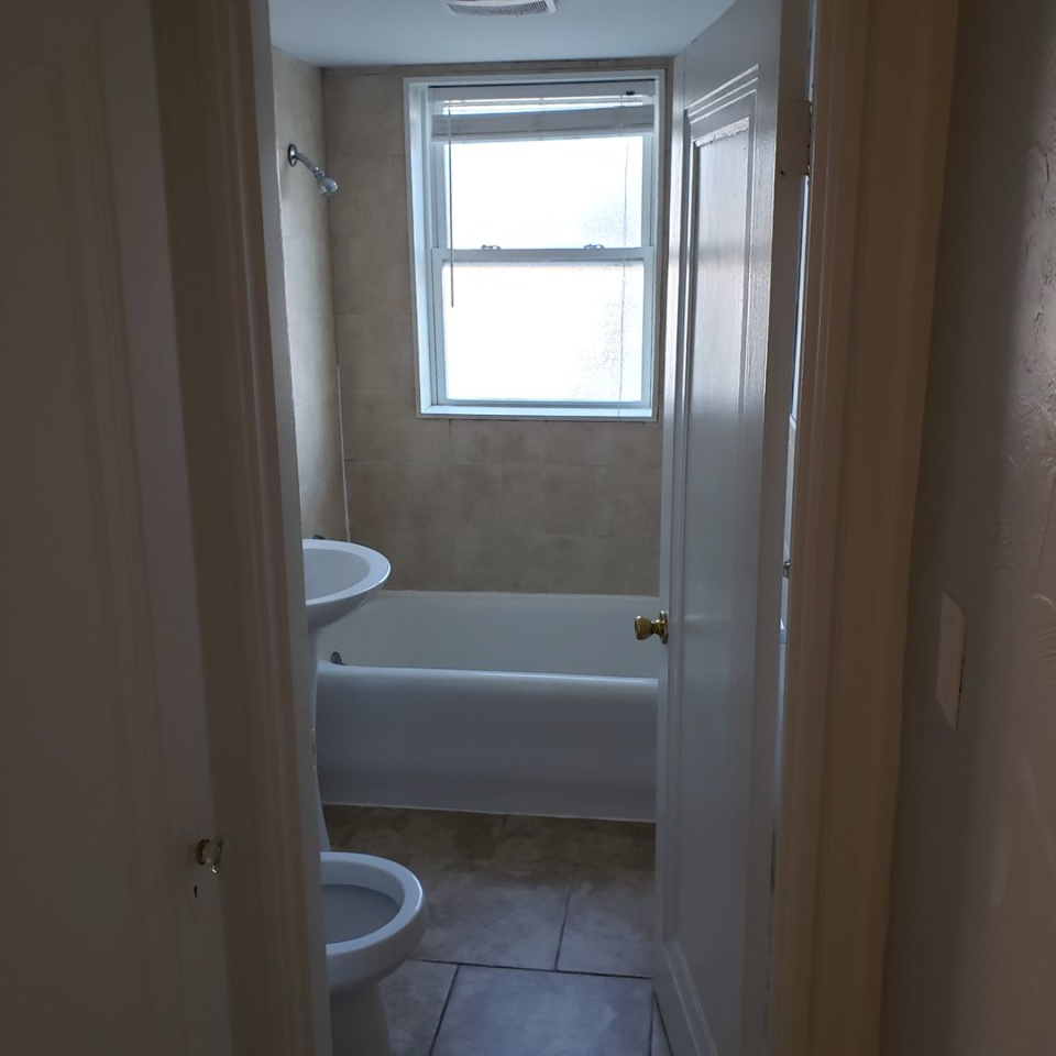 115 Lowell Street Image 1