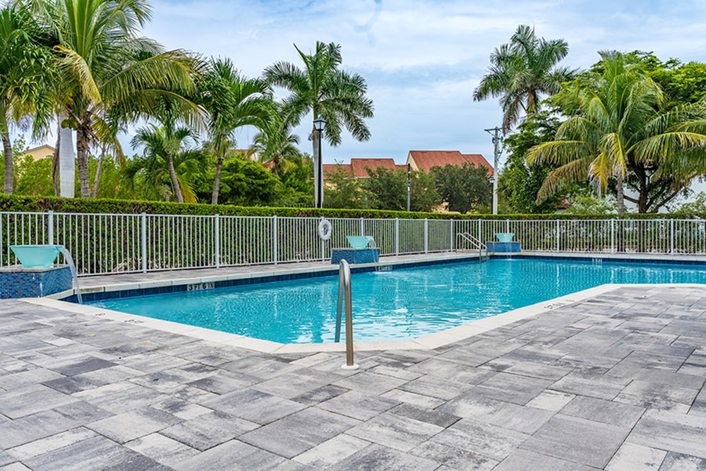 Amberton Luxury Townhomes Image 12