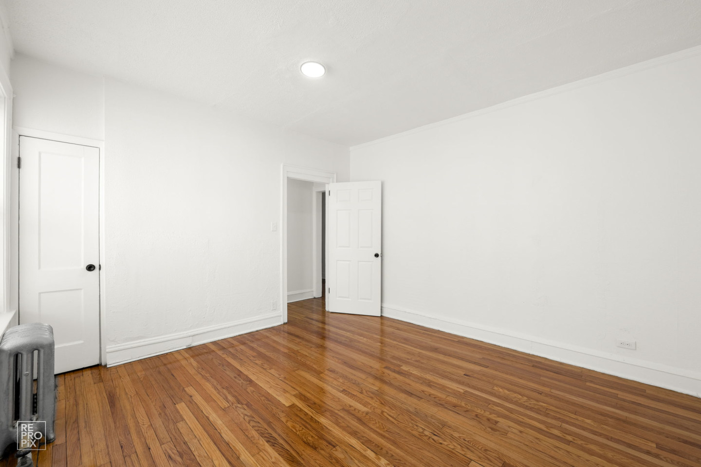 7930 S Ingleside East Chatham Apartments Image 14