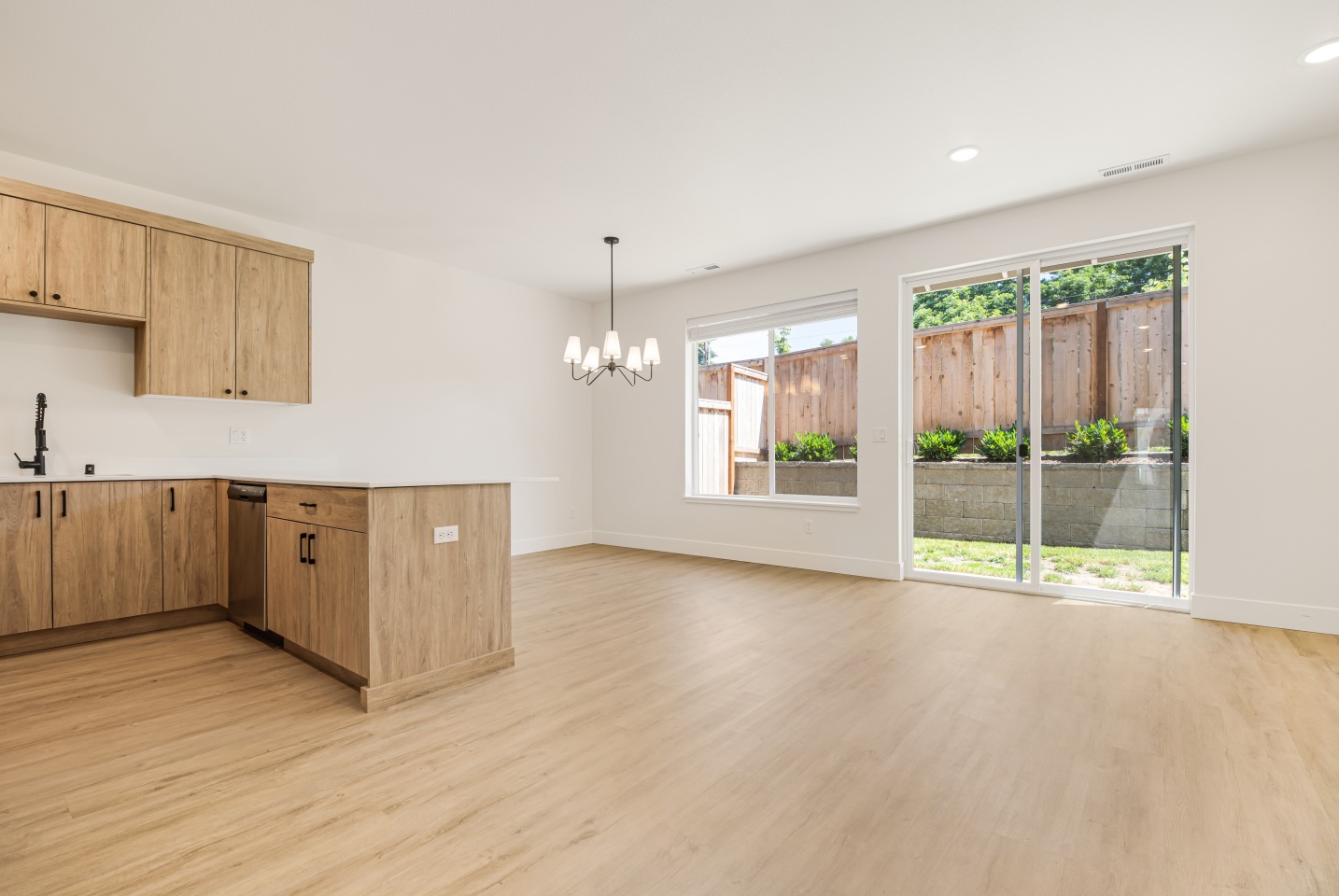 Landover Townhomes Image 4