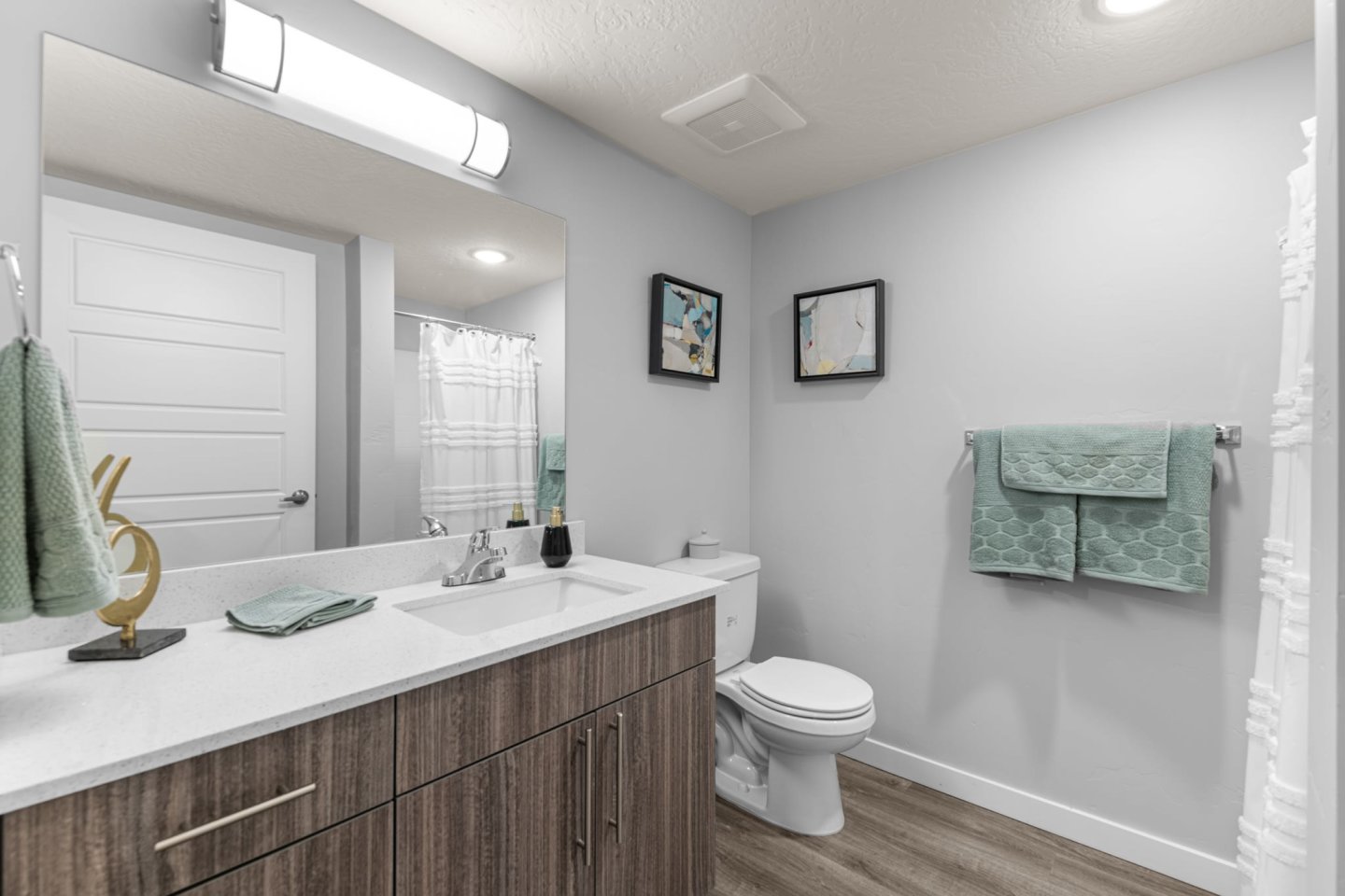 District 208 Image 7
