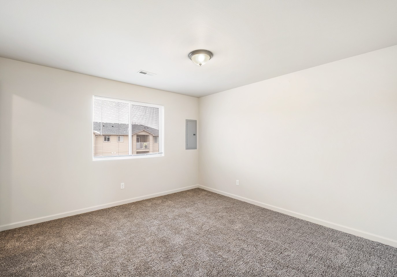 Pine Tree Park Image 15