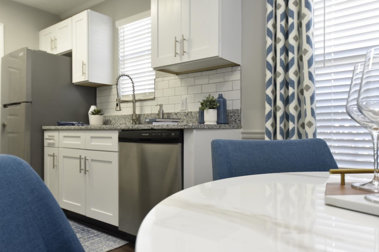 Adler Apartment Homes Image 18