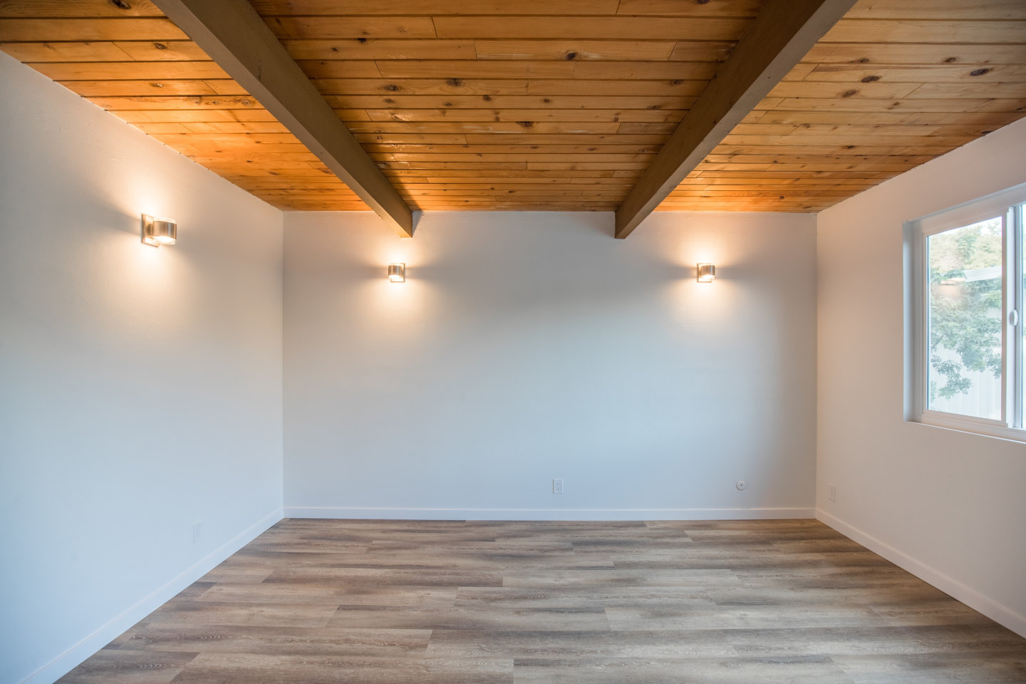 Moorpark Apartments Image 12