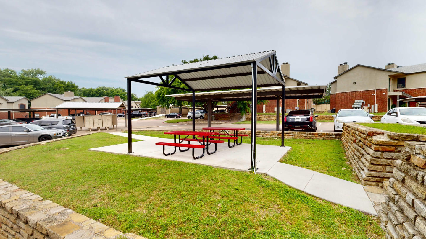 Bahama Glen Apartments Image 7