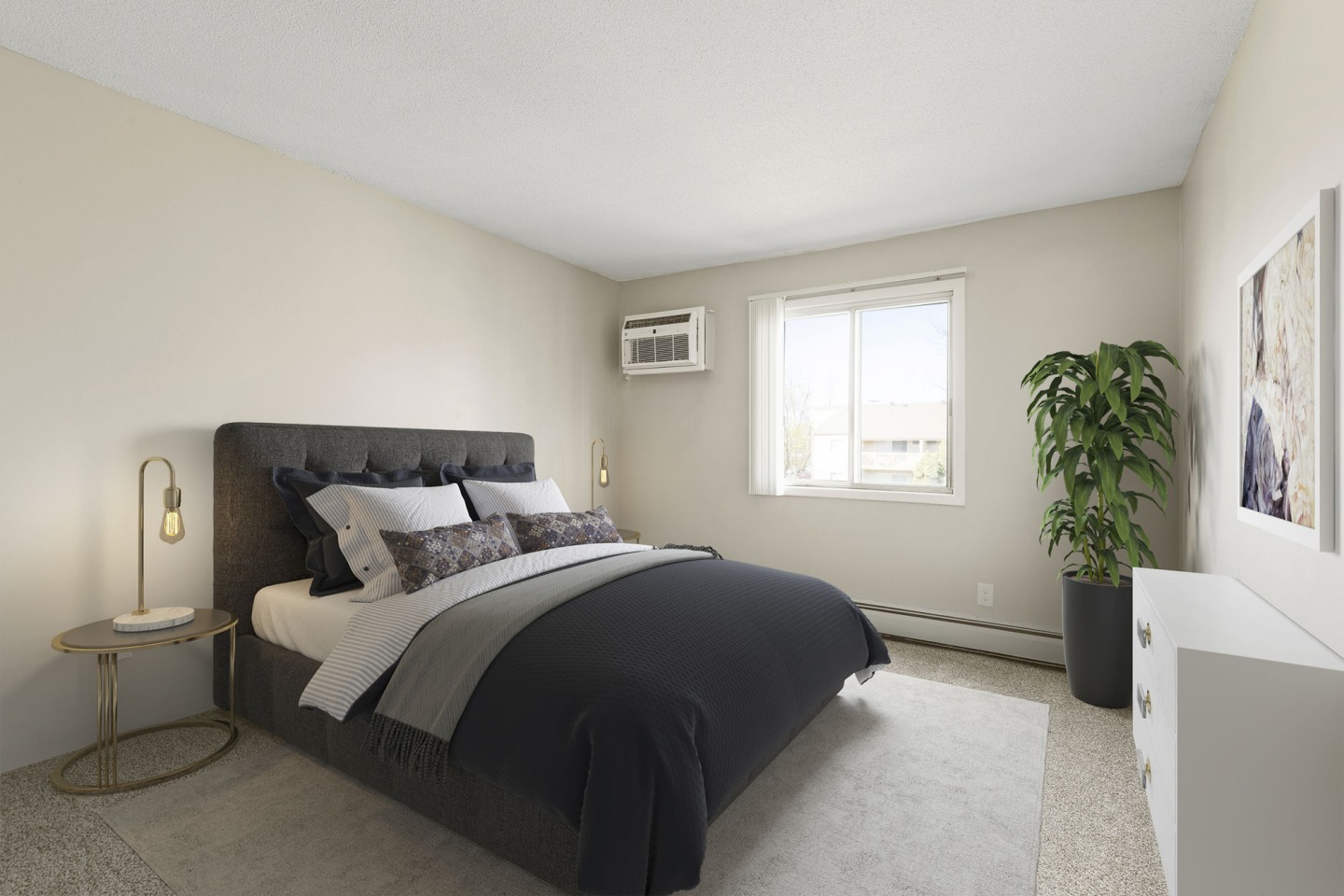 Bradley House Apartments Image 3