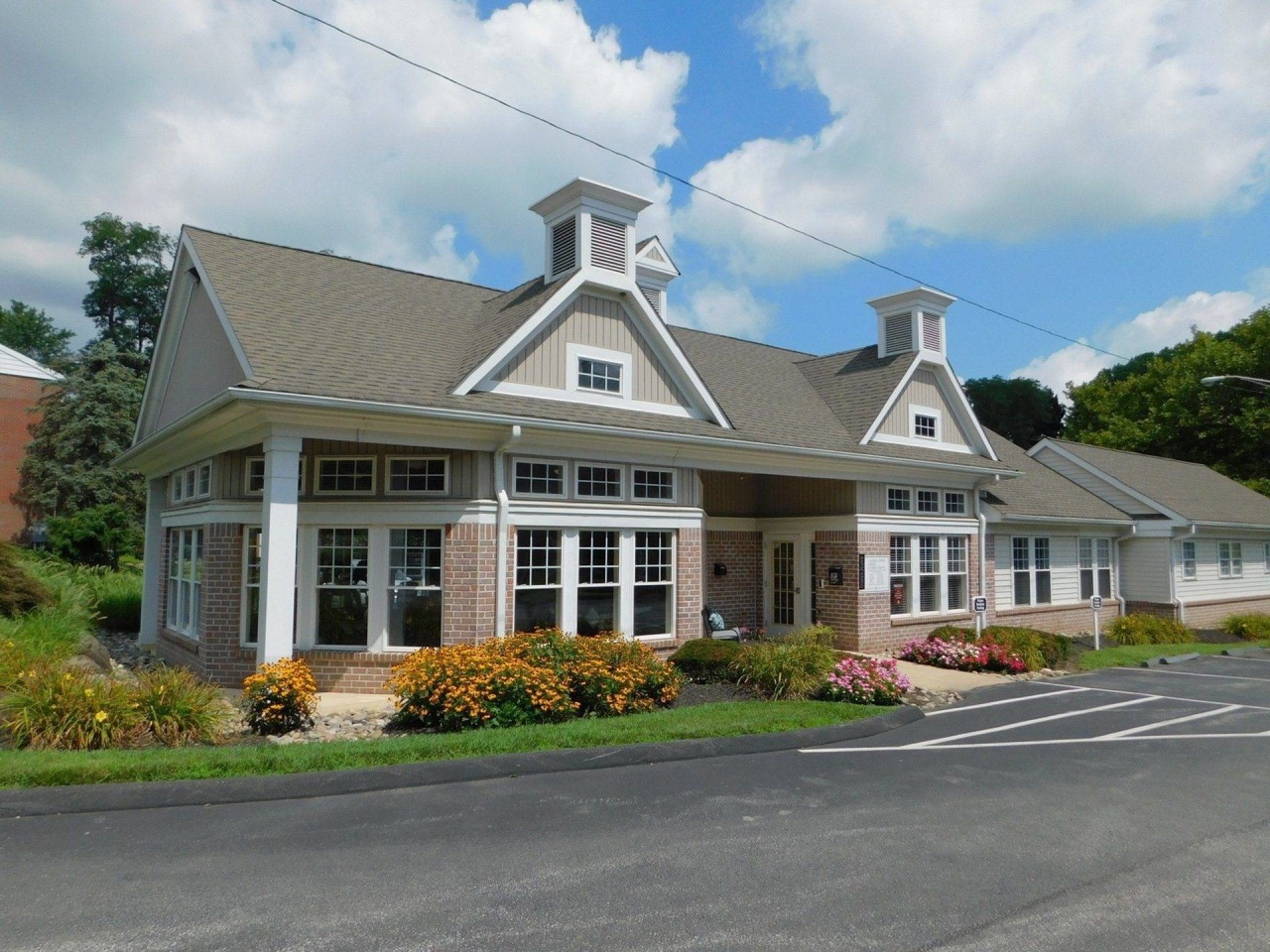 Goshen Manor Image 11