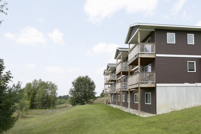 Headwaters Apartments Image 4