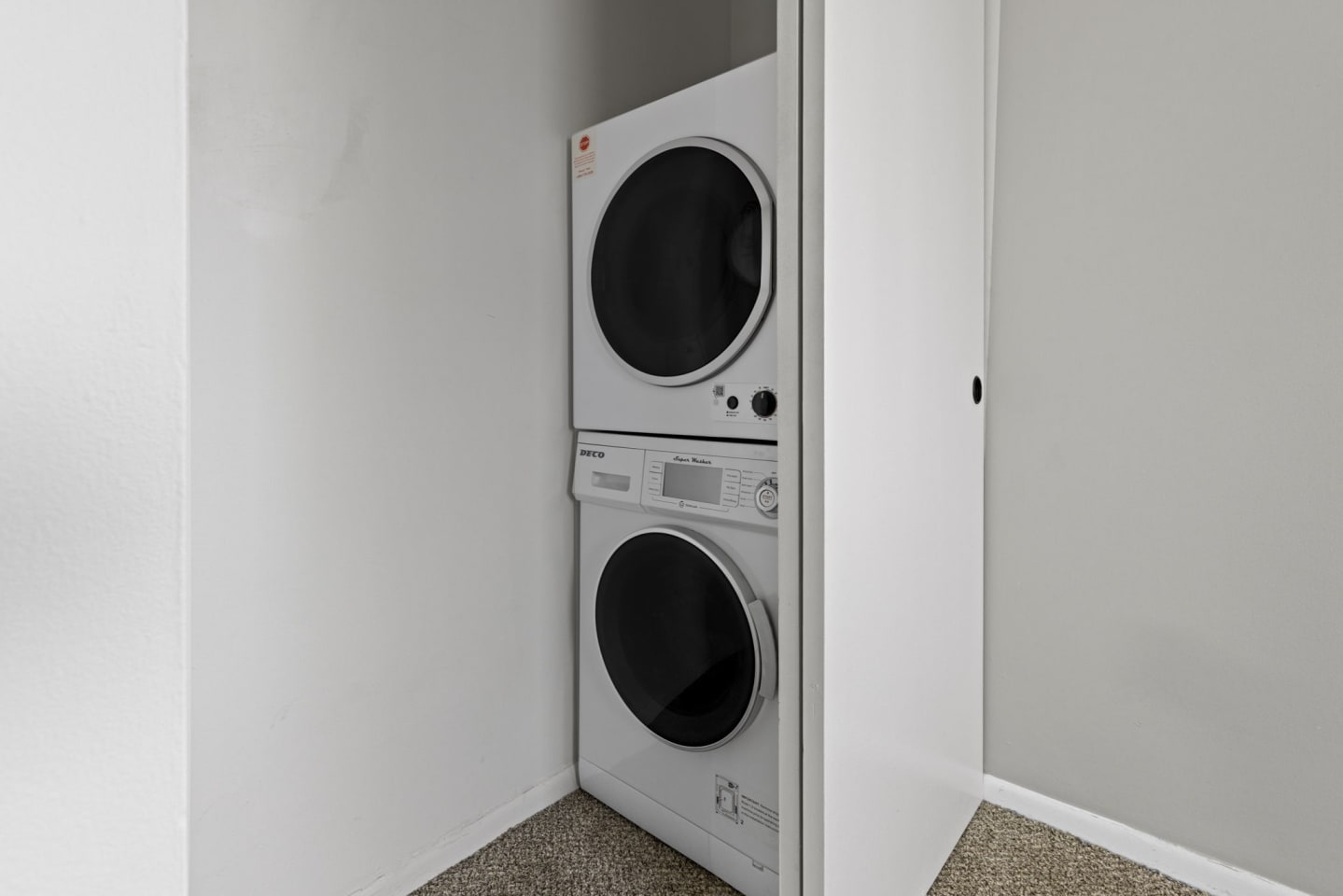 Cedars Apartments Image 9