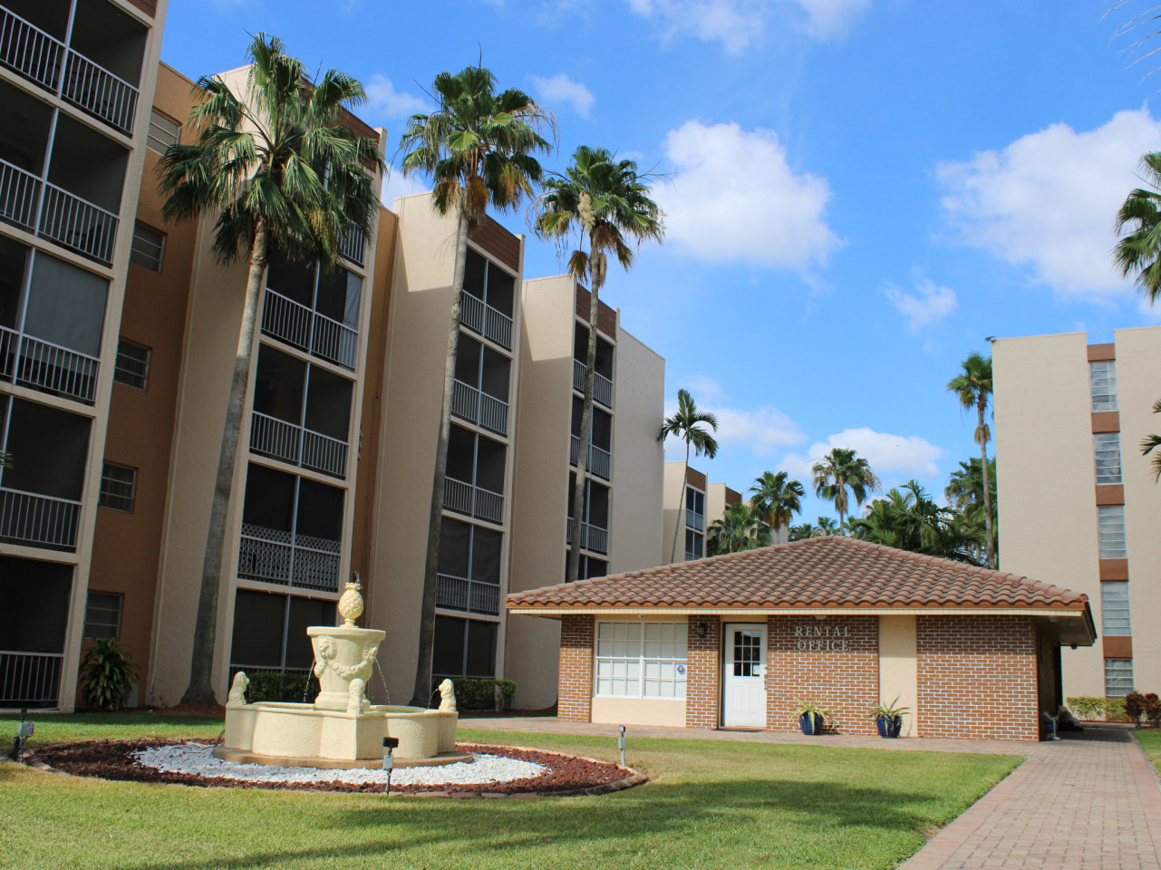 Westland 49 Apartments Image 3