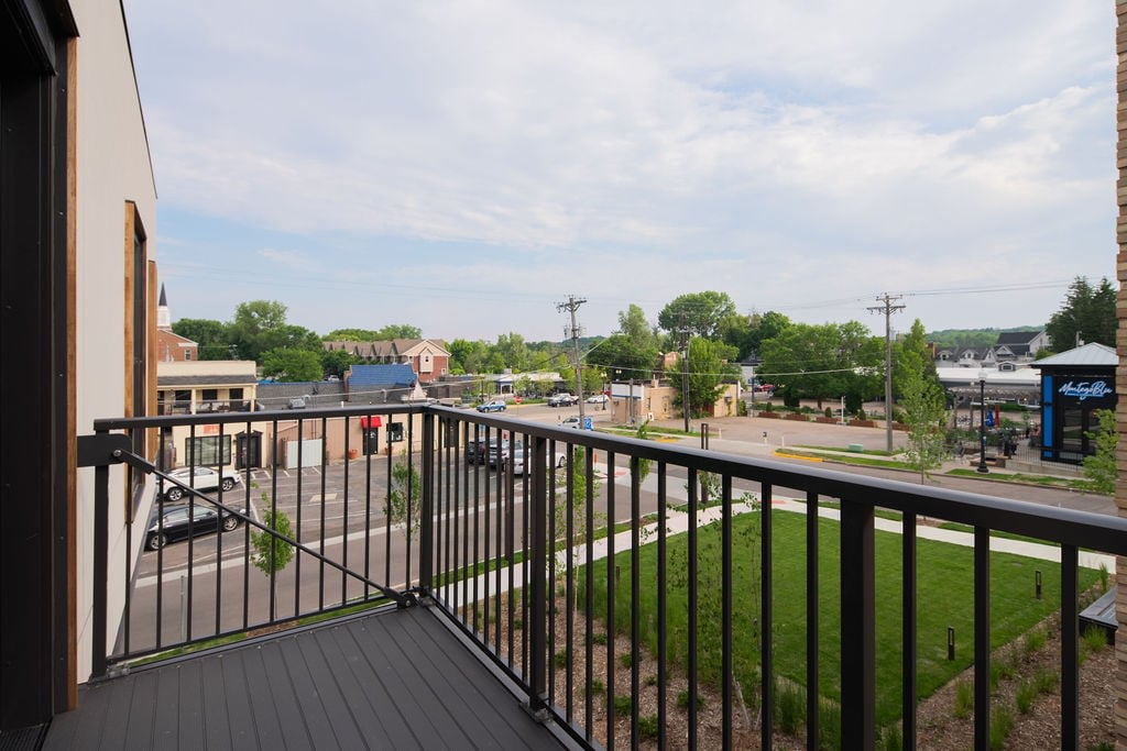 One West Drive Image 48
