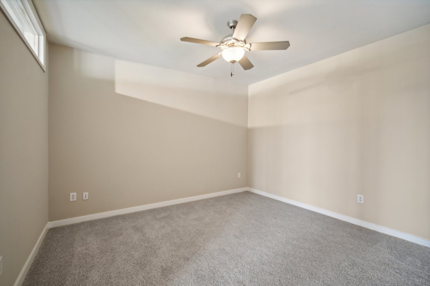 COLE Image 32