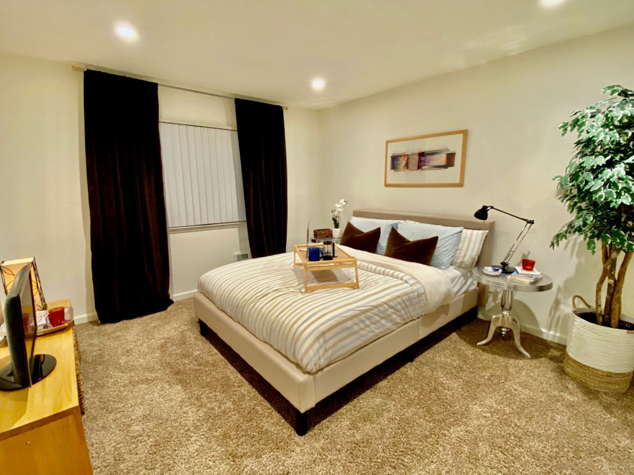 Lakeview Apartments Image 44