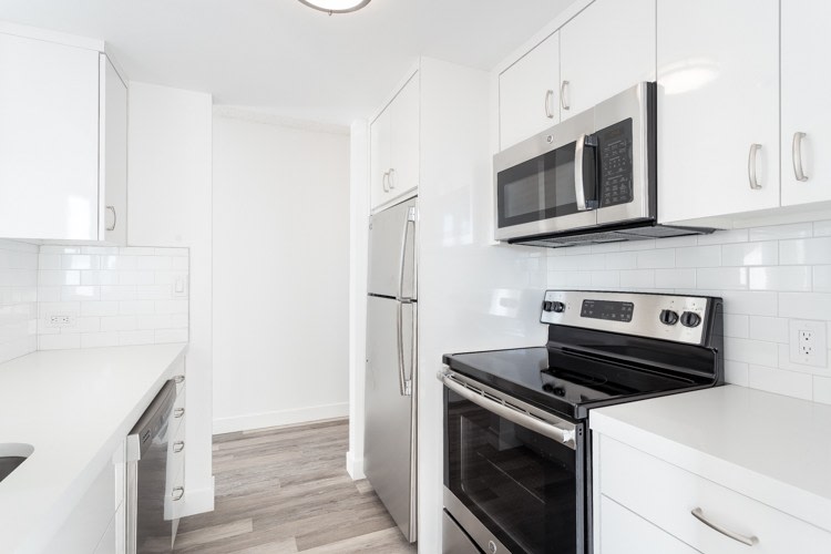 Trinity Towers Apartments Image 10