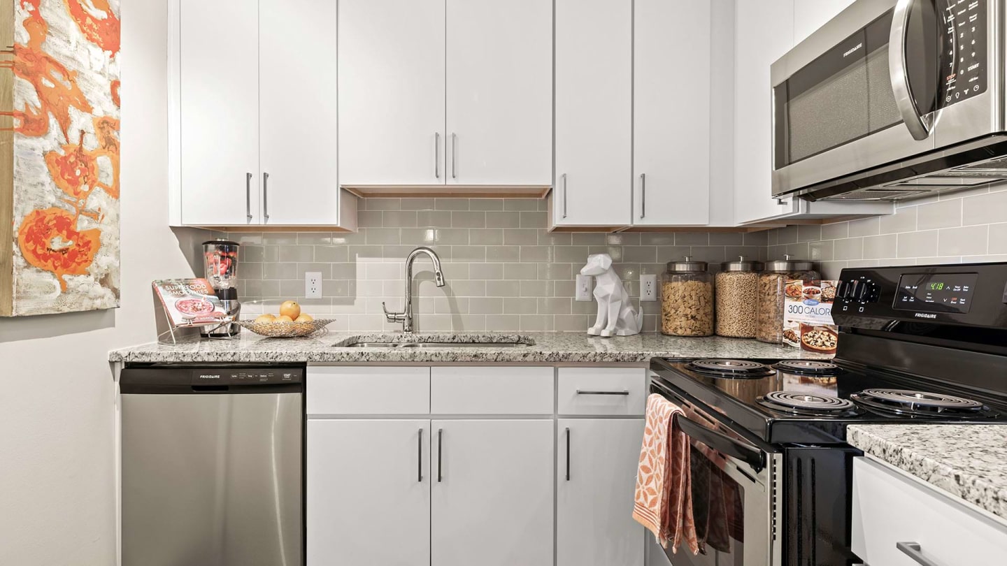 Cortland Uptown Buckhead Image 3