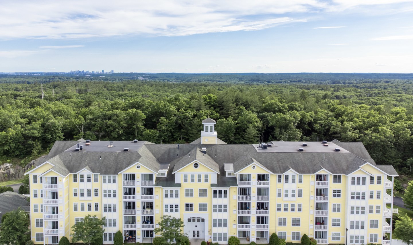 Lynnfield Commons Image 3