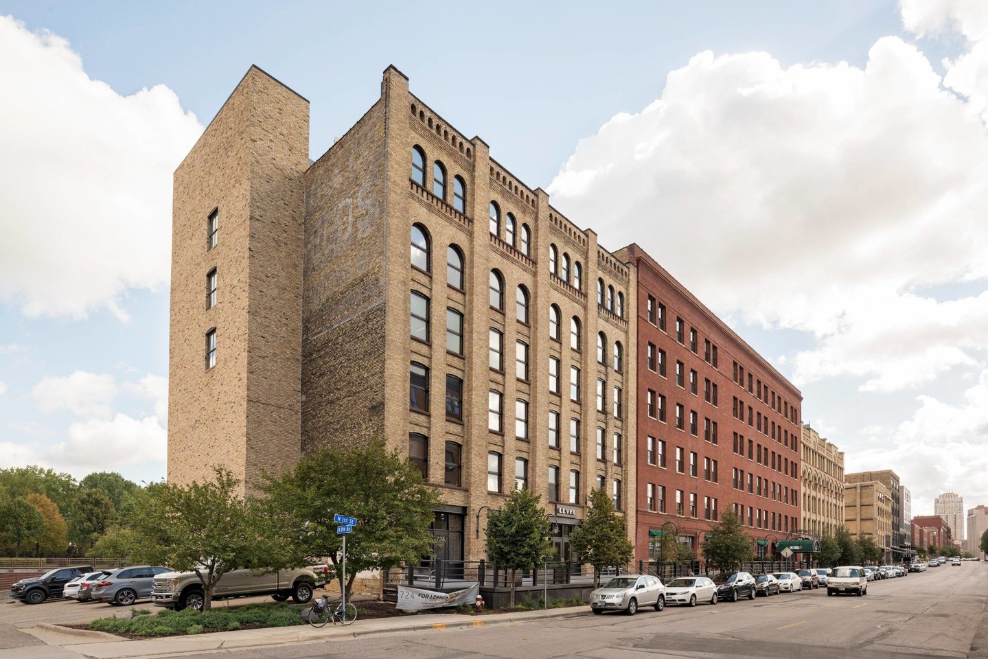 724 Lofts Image 4
