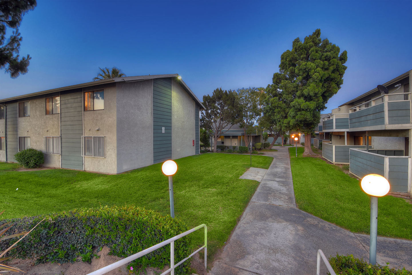 Village Green Apartments Image 2