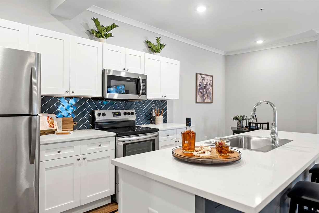 Atlantic Breeze Apartments Image 6