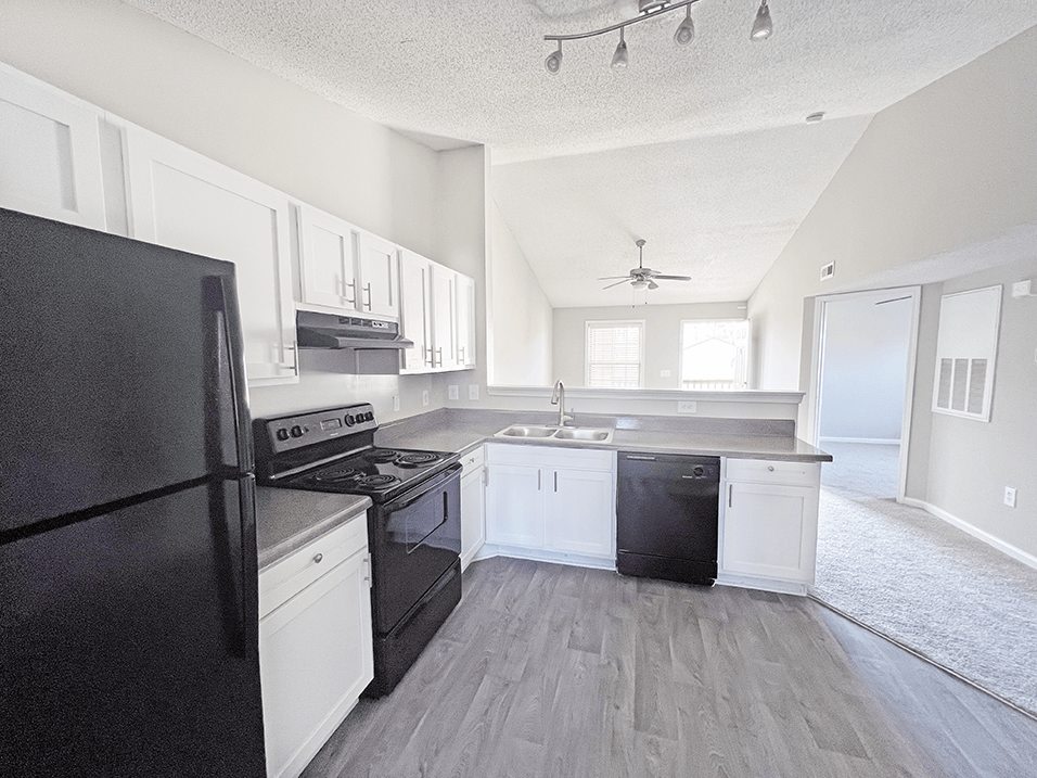 Residences at Forestdale Image 9
