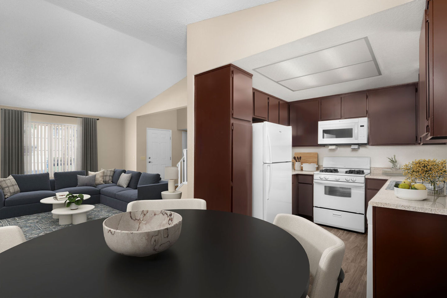 Linden Court Image 2