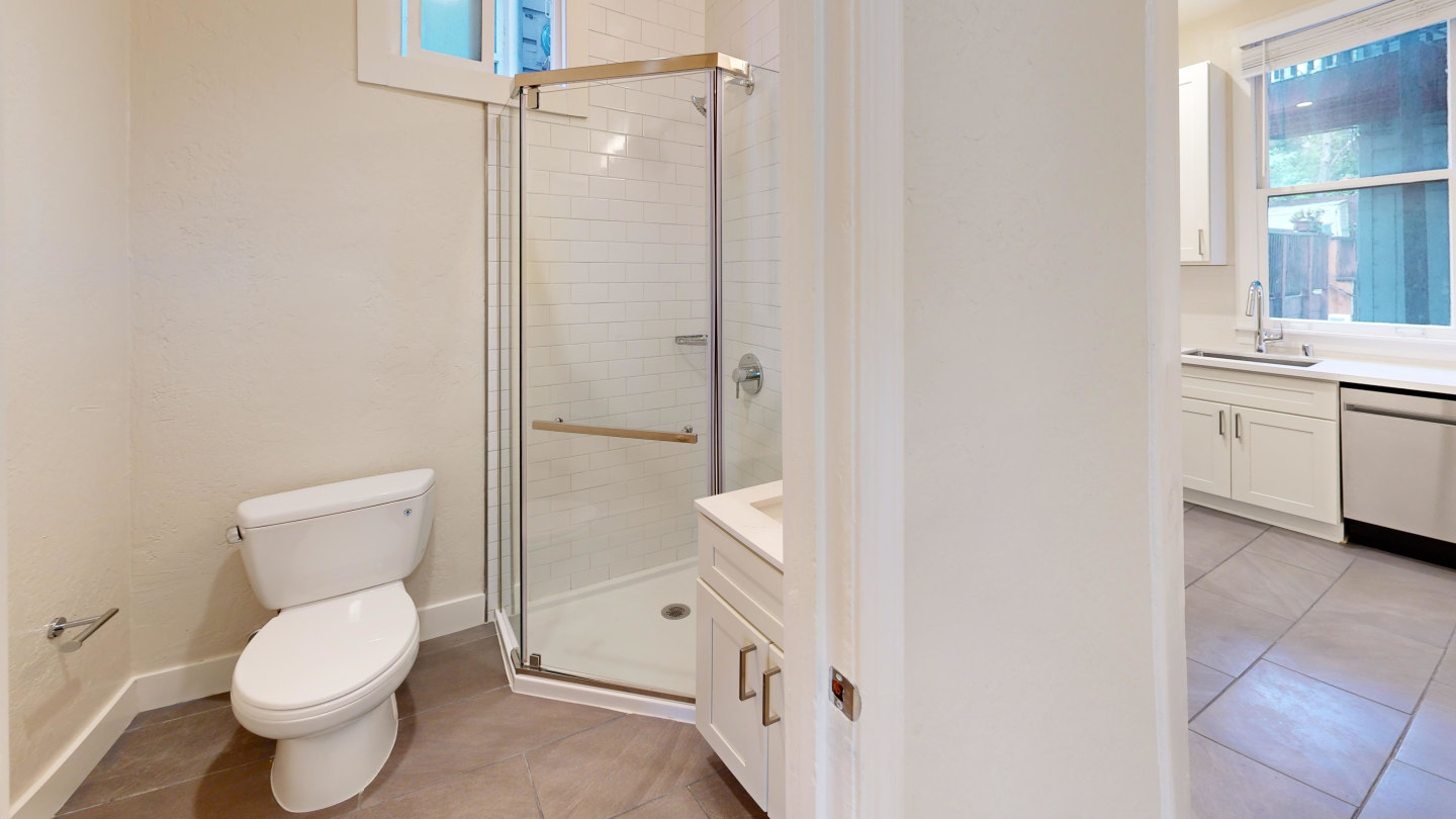 621 Stockton Image 48