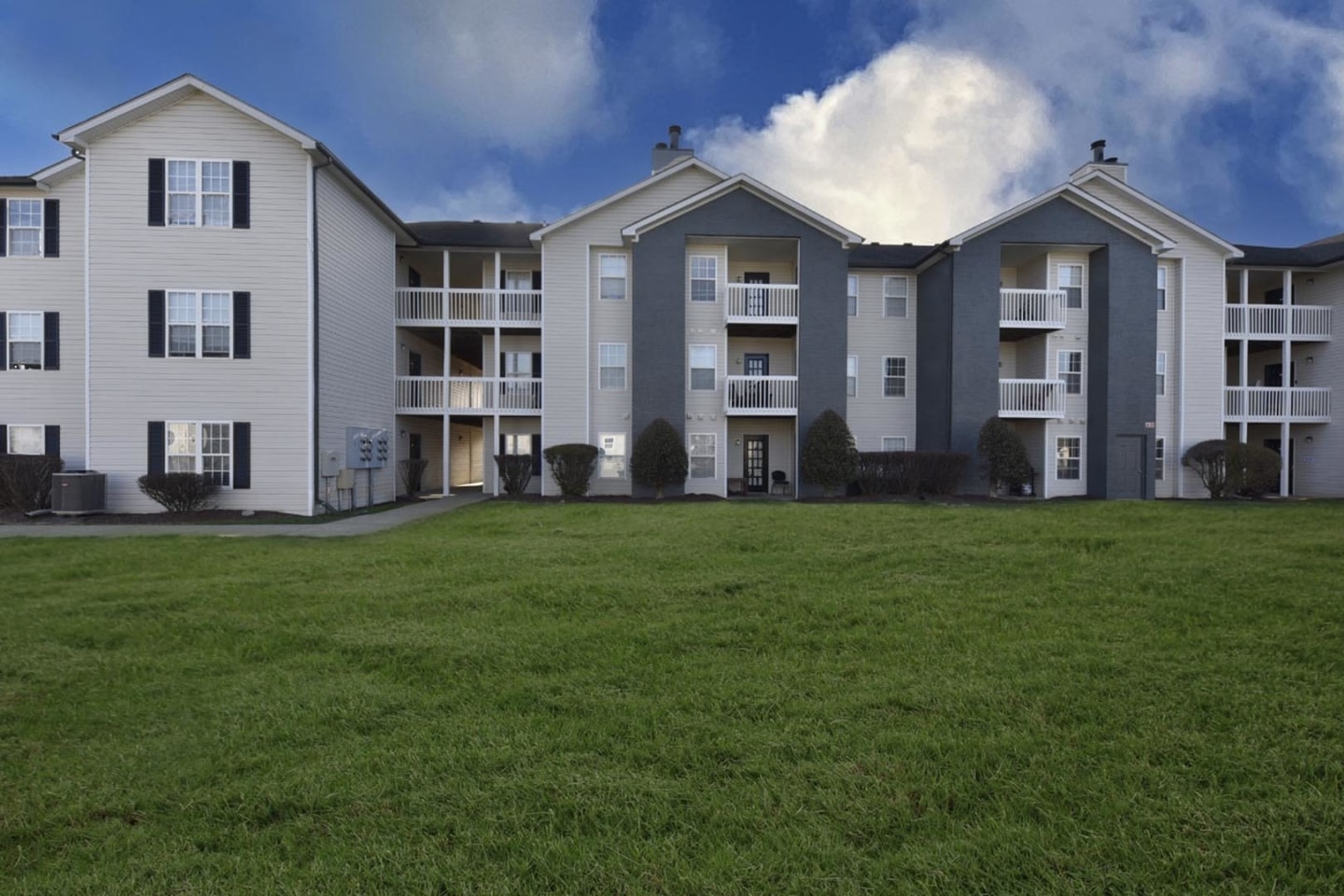 Adler Apartment Homes Image 13
