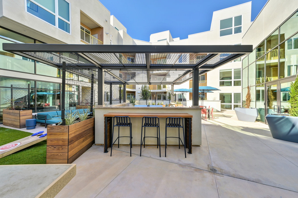 Begonia Place Image 20