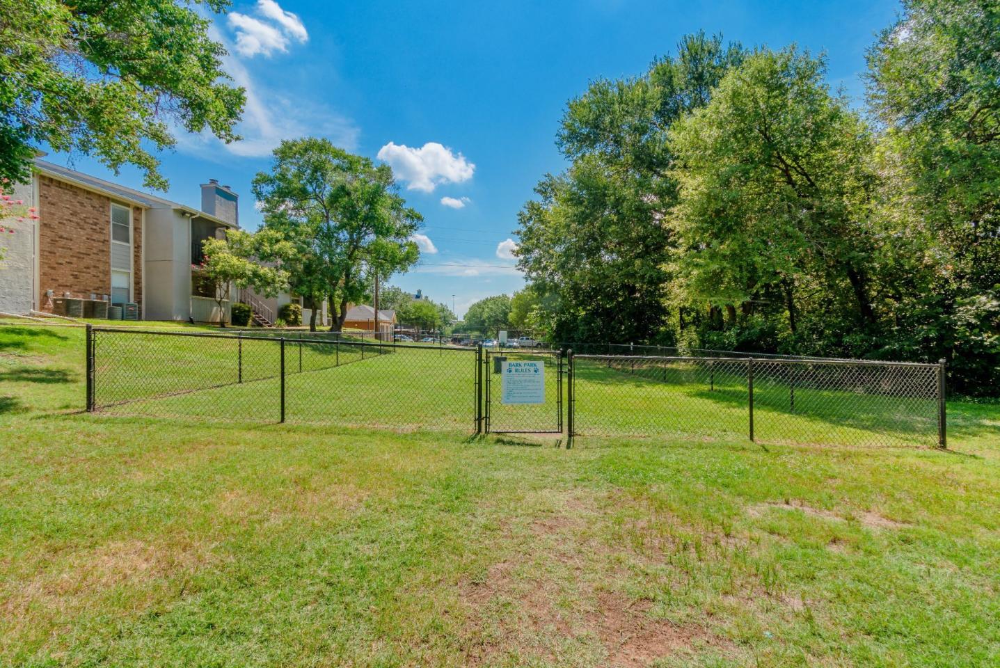 Cottages at Bedford Apartments Image 19