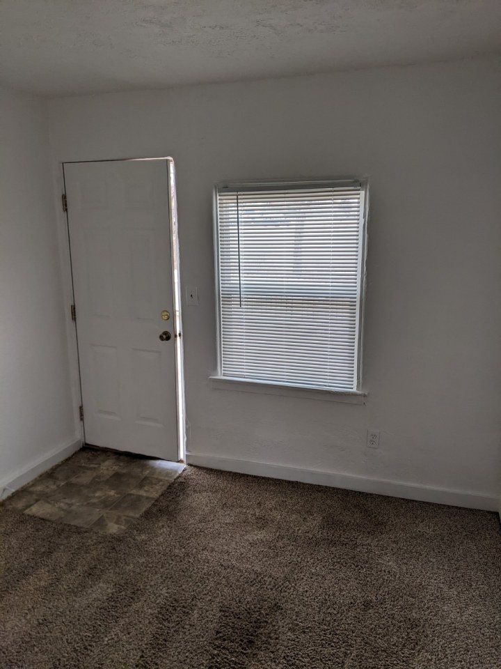 411 Santa Fe Ave Image 8
