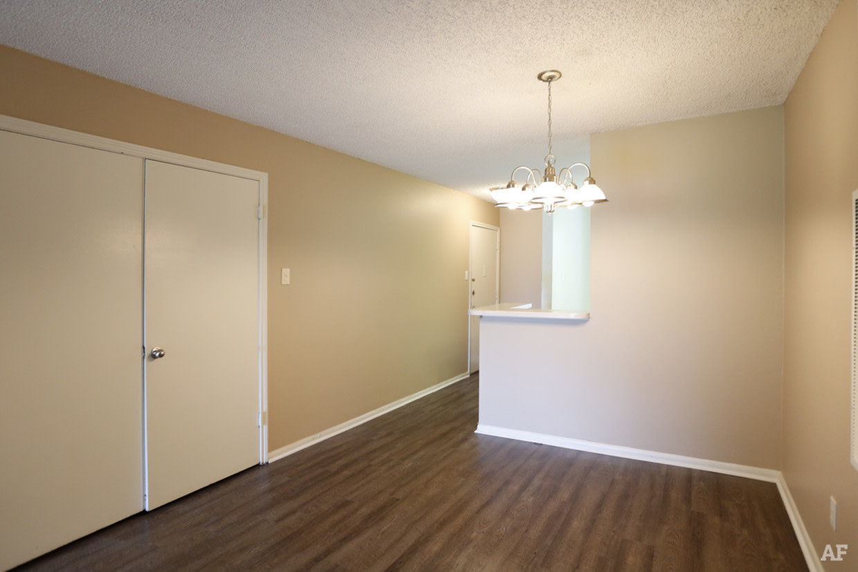 Bienville Towers Image 7