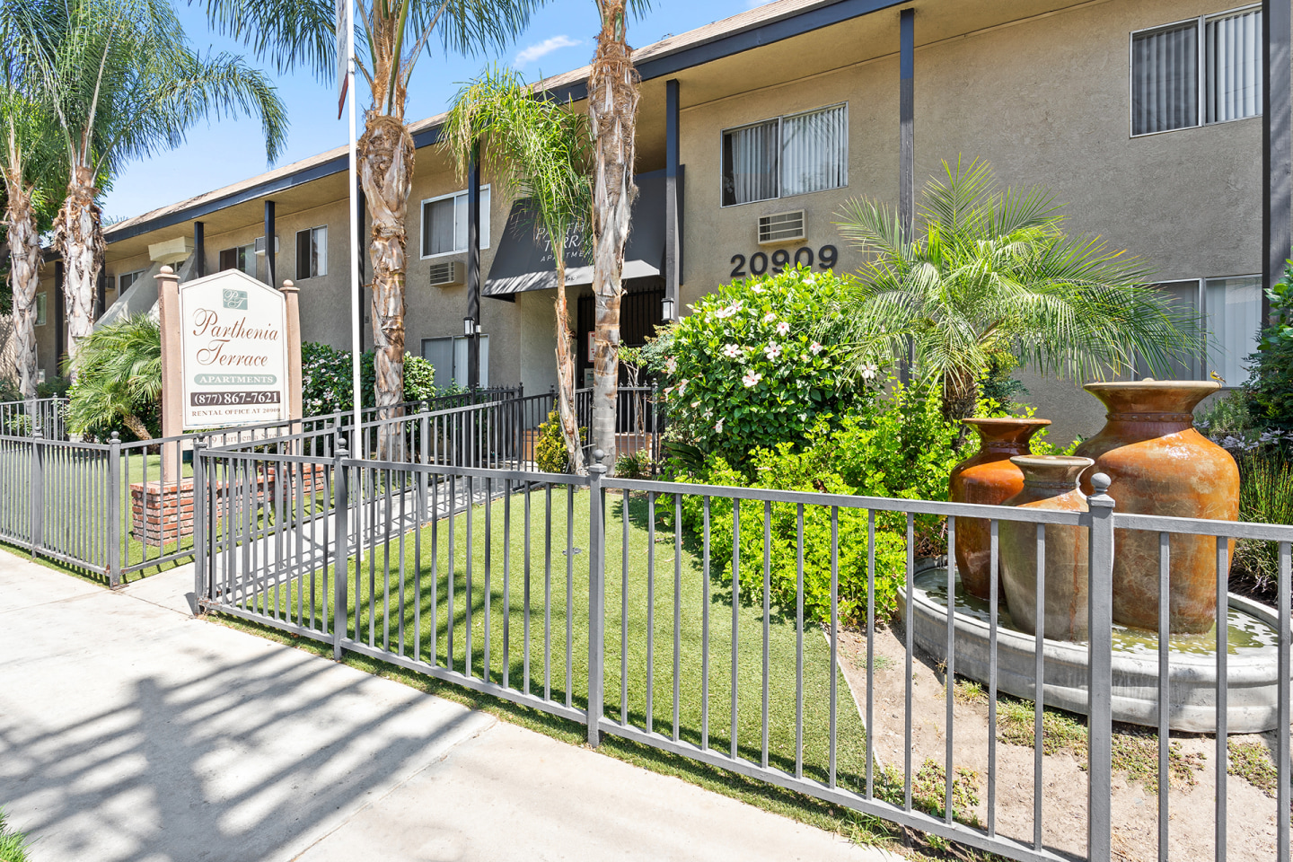 Parthenia Terrace Apartments Image 44