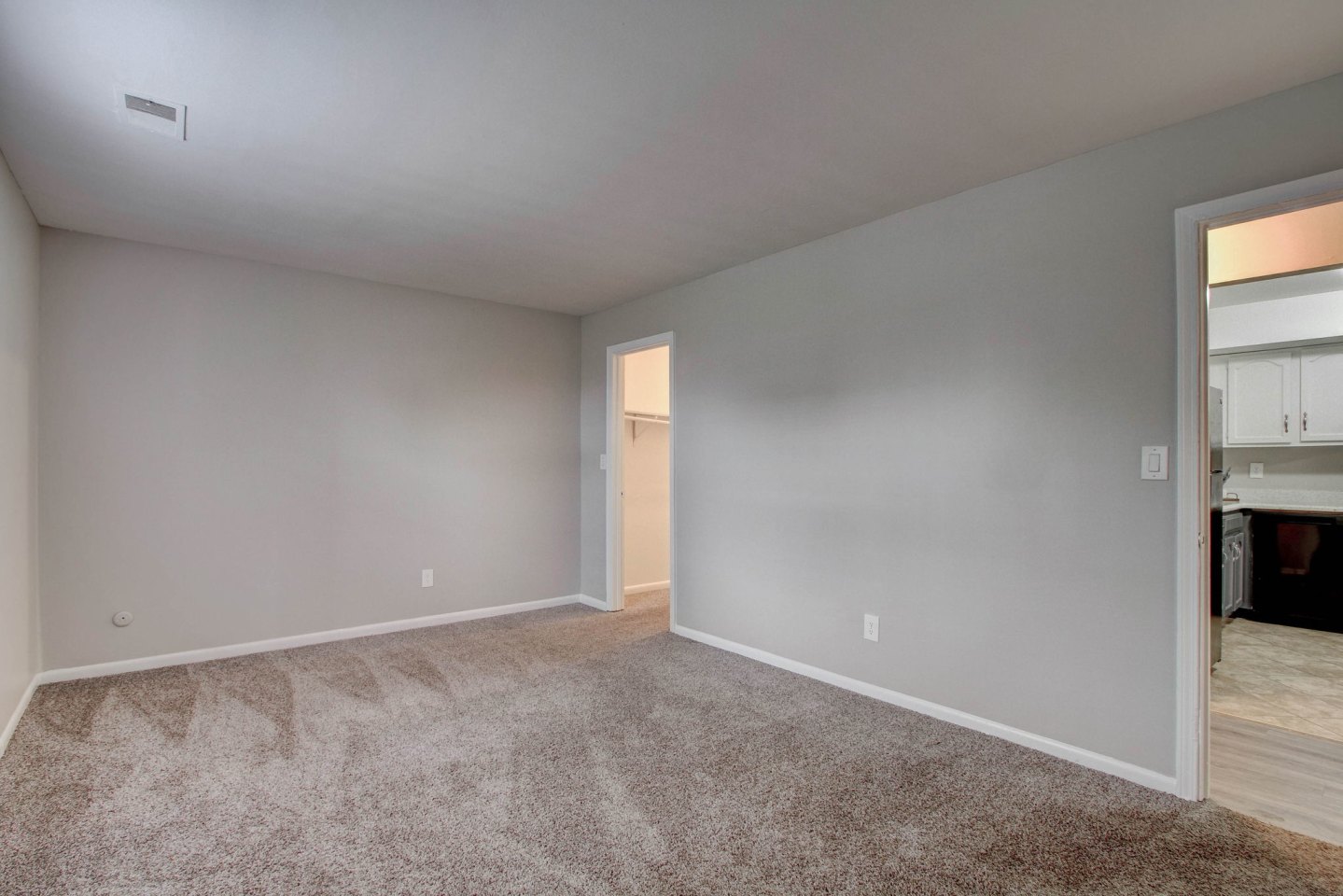 Lenox Image 17