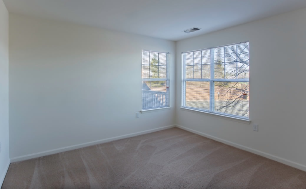 Somerset Pointe Image 21